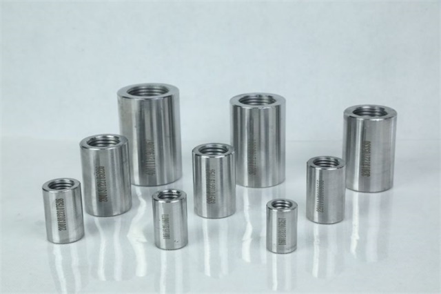 永胜直螺纹钢筋套筒大量批发